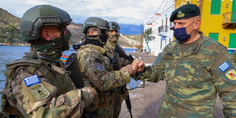 Επίσκεψη Αρχηγού ΓΕΕΘΑ σε Κρήτη, Κάρπαθο, Καλόλιμνο, Ρόδο και σύμπλεγμα Καστελλορίζου