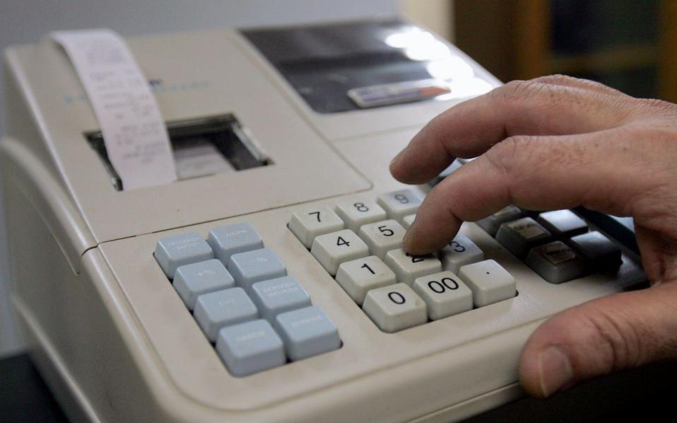 ΑΑΔΕ: «Λαβράκια» φοροδιαφυγής 24,5 εκατ. ευρώ