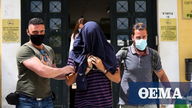 Νέα Σμύρνη: Παραμένει ελεύθερος ο 22χρονος σάτυρος – Αποσύρθηκε η δίκη λόγω των μέτρων για τον κορωνοϊό