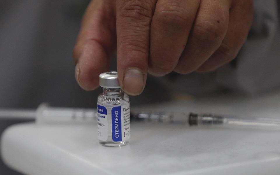 Μόσχα: «Περίπου 83% αποτελεσματικό» κατά της μετάλλαξης Δέλτα το Sputnik V