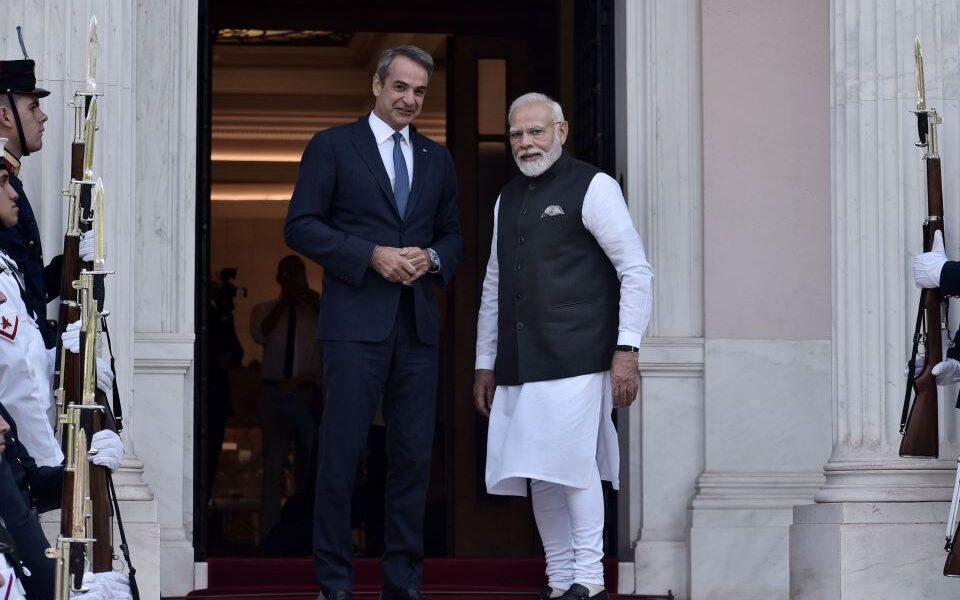 Ν. Μόντι: Σε εξέλιξη η συνάντηση με Μητσοτάκη στο Μαξίμου