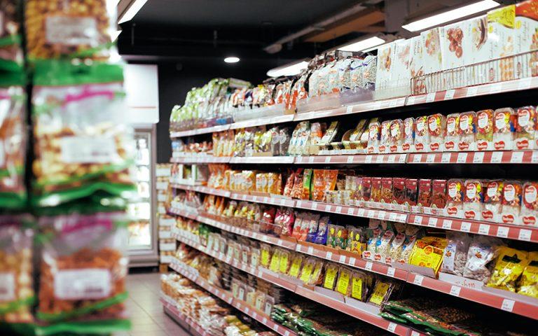 Ακρίβεια: Πλαφόν στο βρεφικό γάλα – Περιορισμός στις εκπτώσεις προμηθευτών