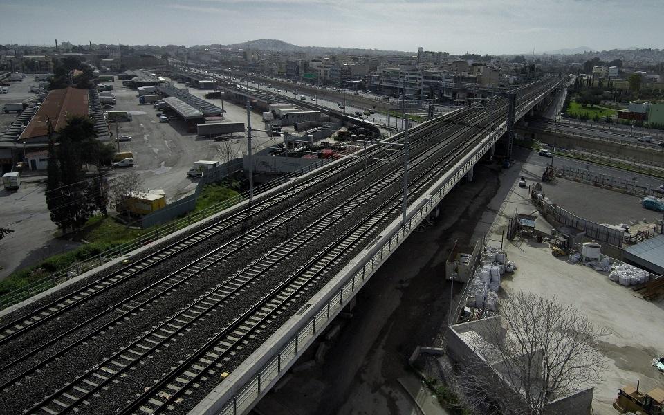 Σταϊκούρας: «Βάζουμε τον ελληνικό σιδηρόδρομο σε ευρωπαϊκές ράγες»